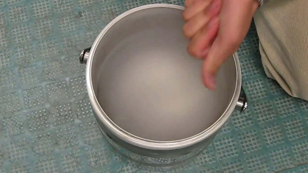 Liquid nitrogen vs hand YouTube