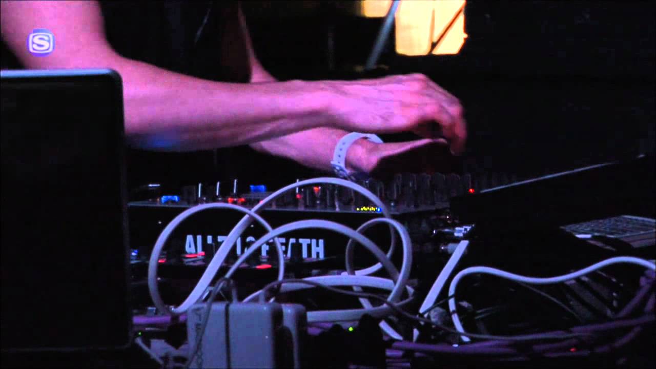 Dubfire DJ METAMORPHOSE 2010 YouTube