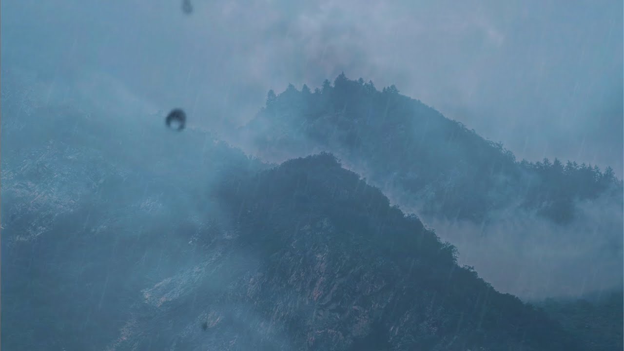 Mountain Rain and Mist for Relaxation Autumn Rain Sounds / 10 Min Rain Scene / Black Screen  8 Hours