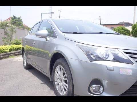 toyota-avensis-2012-review