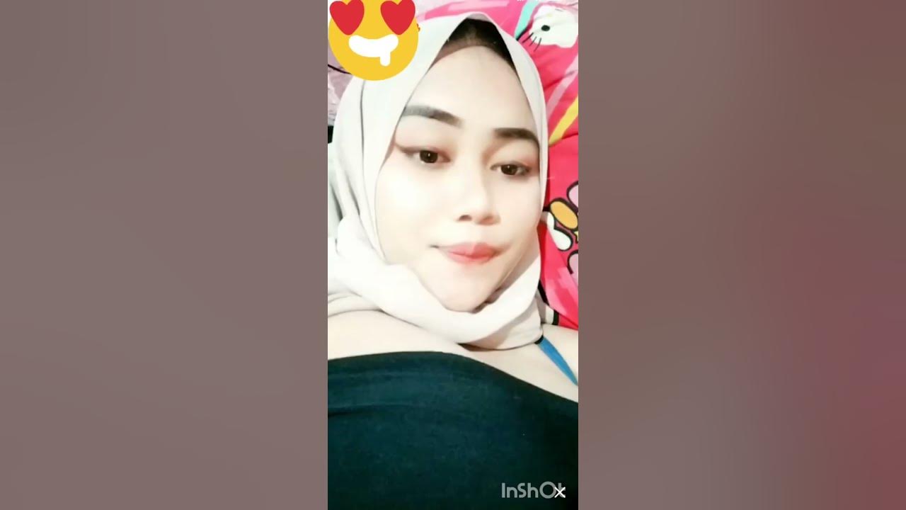 Live jilbab toge pamer belahan - YouTube