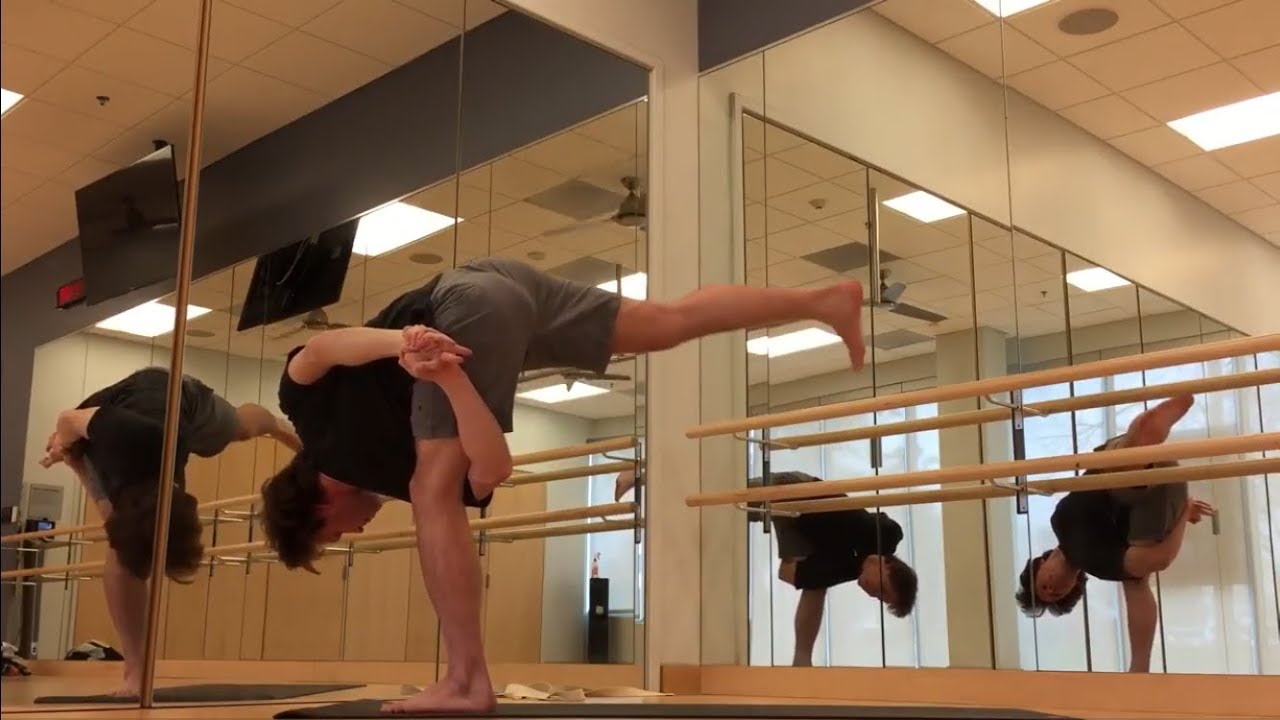 video phone beyonce mp3 Bound half moon to bird of paradise transition. Yoga pose tips and tutorial.