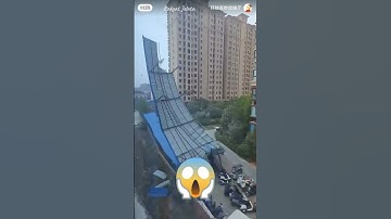12 Peristiwa Angin Puting Beliung Paling Mengerikan ❗😱 #short #viral  #anginkencang