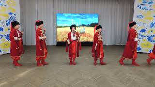 &quot;Барвисті Мальви&quot; та &quot;Ровесник&quot;, частина 1