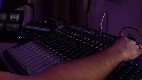 Ambient Jam - Korg Monologue & Borderlands Granular