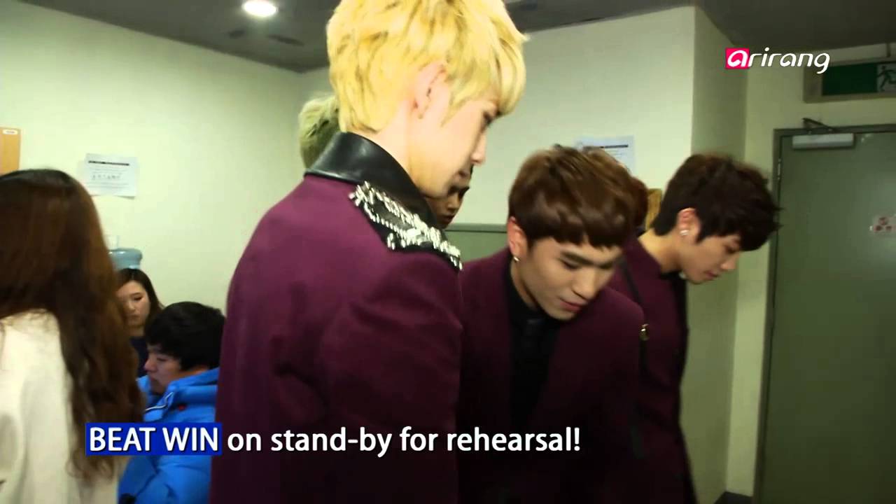 Showbiz Korea - GOT7, BEAT WIN, AOA, Royal Pirates