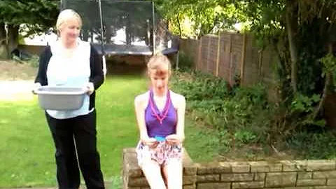 Francesca Warren Does The Ice Bucket Challenge