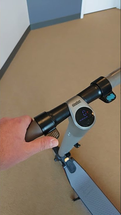 E-Scooter safety - don't let the brake stick - check the handle