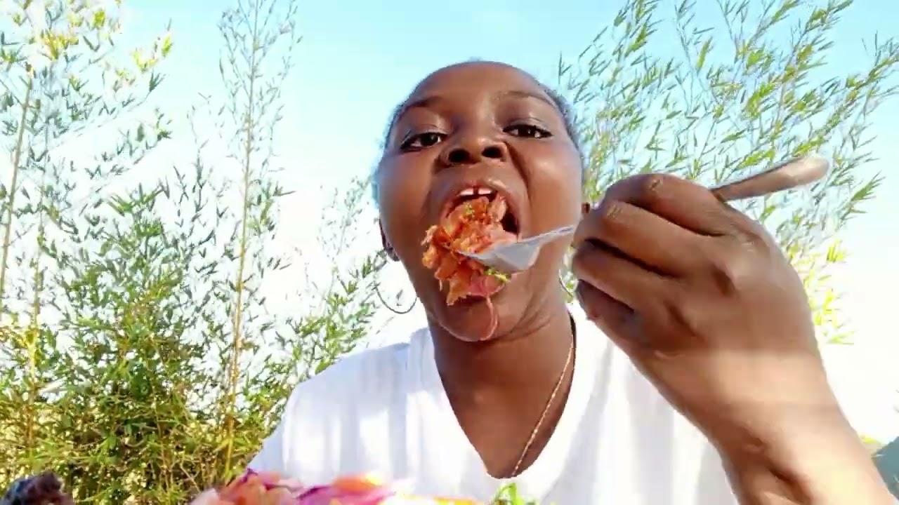 Just a foodie. Food l have eaten lately and loved it. Actors life off screen in 🇰🇪Kenya