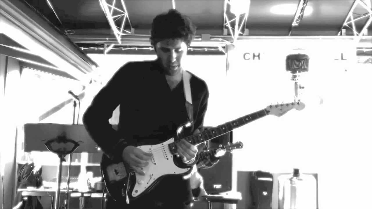 There is a House in New Orleans, they call the Rising Sun... YouTube