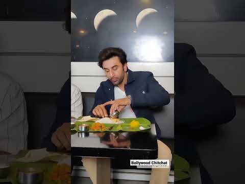 Team Bhramastra enjoying south Indian food 😘🤤 #ranbirkapoor #bollywoodchitchat #shorts