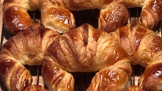 Croissants au beurre fait à la maison