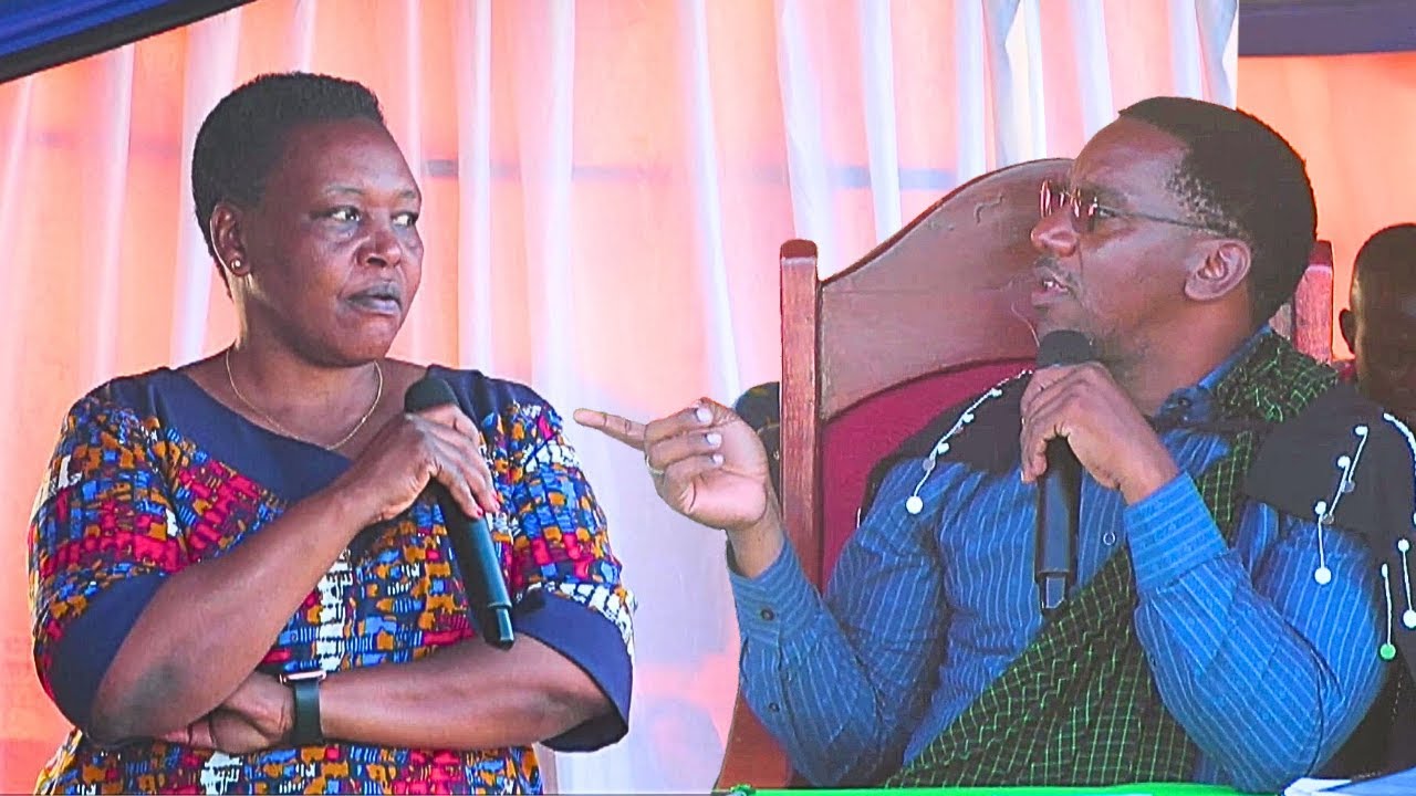 Bila kujali MAKONDA amlipua tena MKURUGENZI MWANAMKE 