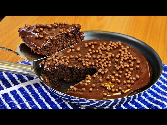 BOLO DE CHOCOLATE FEITO NA PANELA OU FRIGIDEIRA 