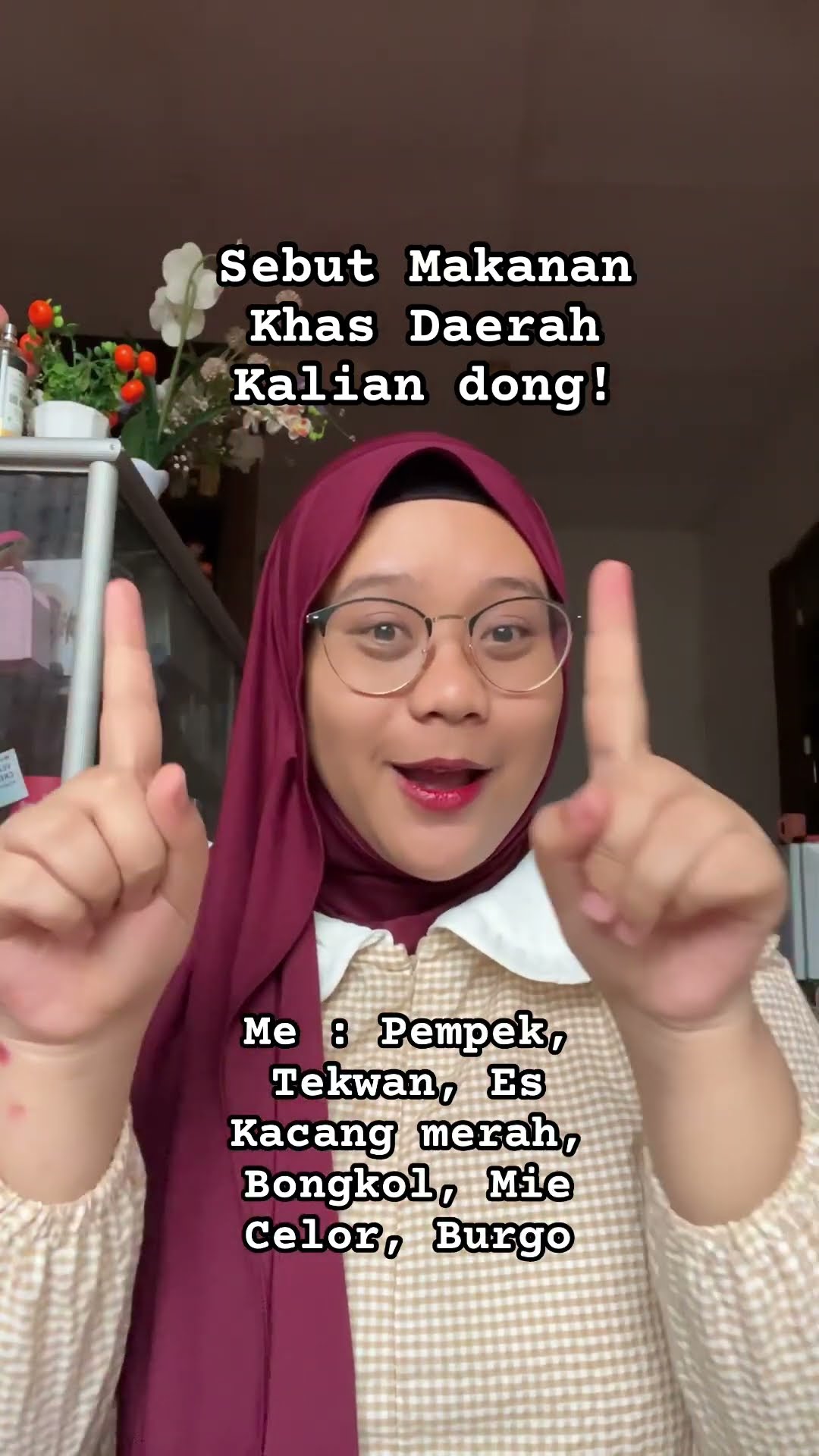 SEBUT MAKANAN KHAS DAERAH KALIAN DONG! Me : Pempek, Tekwan, Burgo