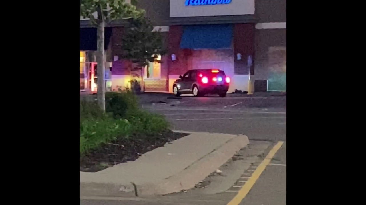 Brooklyn Center MN Looting after Floyd Murdered by Police YouTube