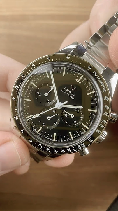 Omega Speedmaster Calibre 321 'Ed White' 1-Minute Watch Review #luxurywatch #watchreviews #speedy