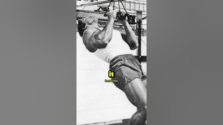 Why Arnold loves chin ups😳