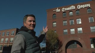 QR Code Plaques Let You Stroll Through North Loop History