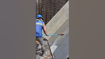 Oiling core wall formwork #shorts #construction #skills