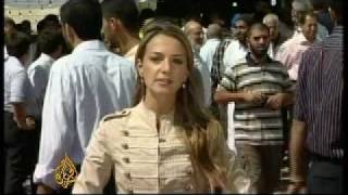 Famous Hamas' Meshaal allowed Jordan return - 29 Aug 09 Profile