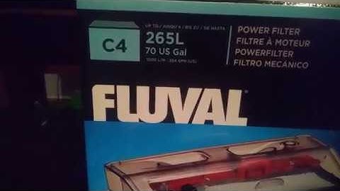 Unboxing a Fluval C4