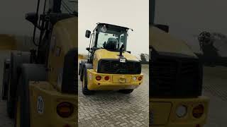 Beim Radlader Cat 908 HL trifft Effizienz auf Power! 💪