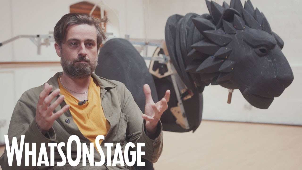 The Lion, The Witch and the Wardrobe stage tour | Meet Aslan - YouTube