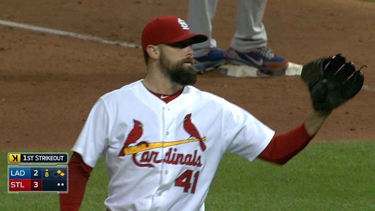 LAD@STL: Neshek retires Ethier, Uribe to escape jam
