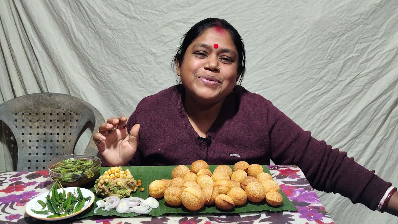 খাস্তা মুচমুচে স্পাইসি ফুচকা 🌶️ শীতের স্পেশাল টক জল ও ঝাল আলু মাখা | 