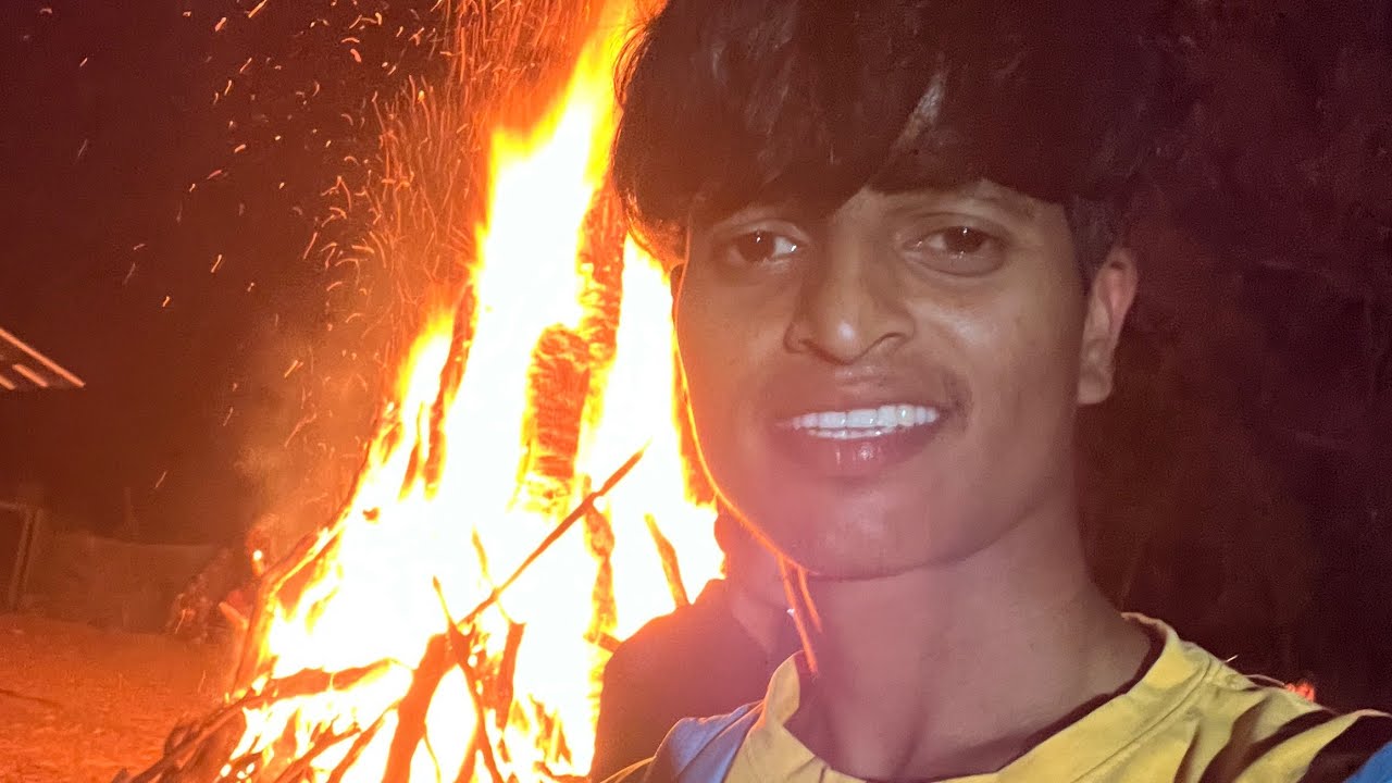 हामच्या गावातली होळी कशी पेटवली जाते ते नक्की बगा 🥰महेश उंबरसाडा #maheshumbarsadanewsong #