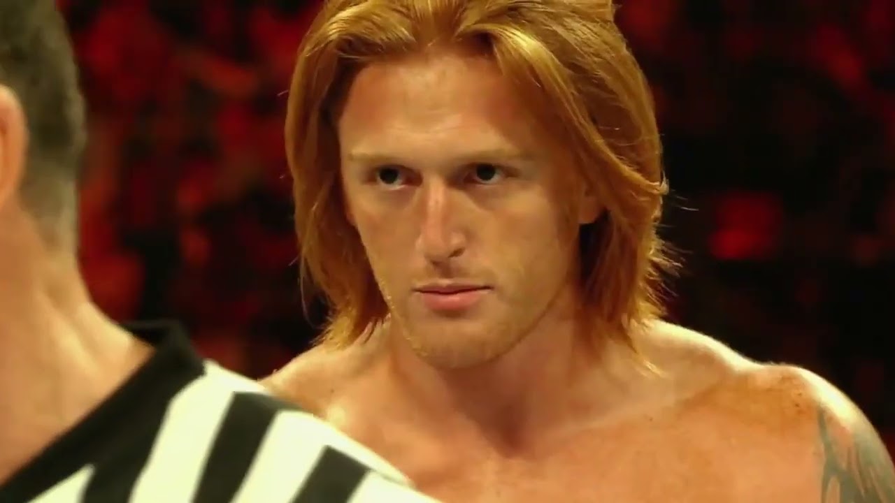 Bleeding In Stereo - Heath Slater & Justin Gabriel Theme "Black Or White" Titatron 2011 HD