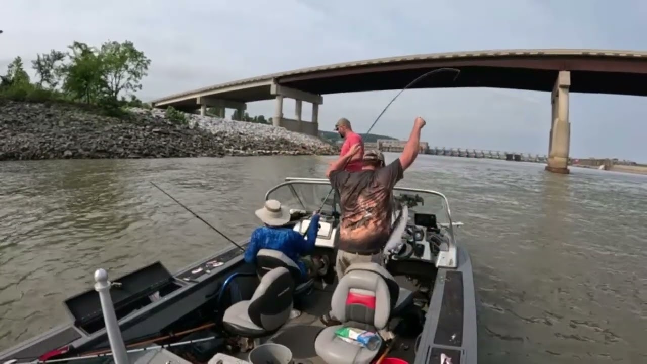 5-20-2023 Catfishing Kerr lock and dam Oklahoma