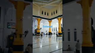 mari bersolawat kepada Baginda nabi besar Rosulullah saw