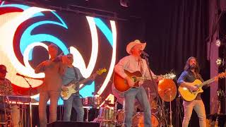 Clay Walker intro and Rumor Has It at Billy Bob’s Texas 2.17.22