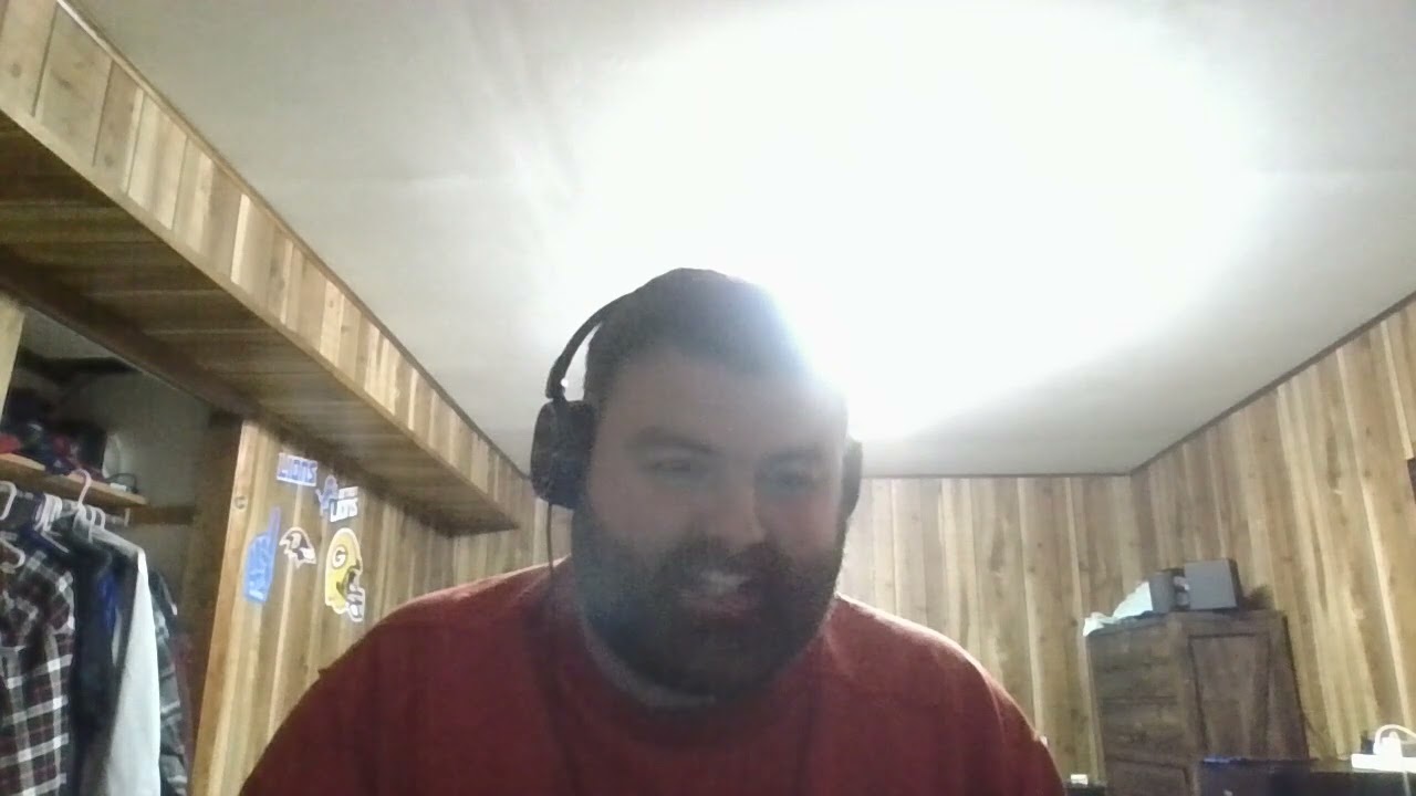 Playing, night manager in the strategy chamber