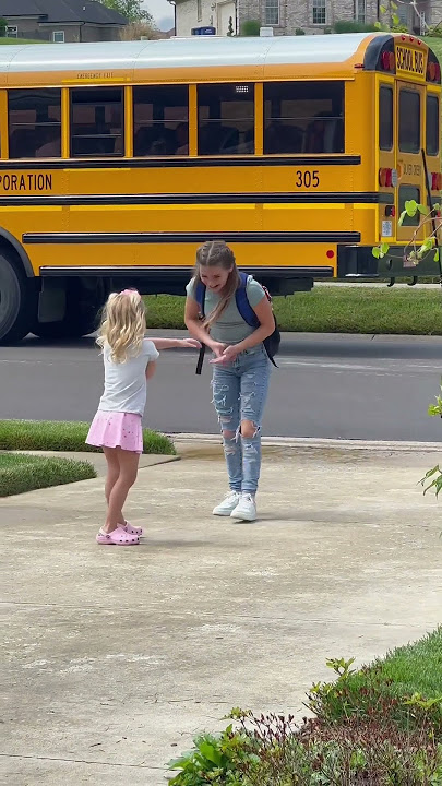 She waits for her sisters every day and sometimes we have bloopers. 🫣💗 #fyp #viral #siblings