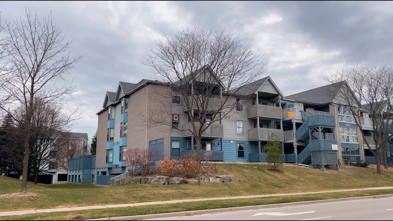 215-2010 Cleaver Avenue, Burlington