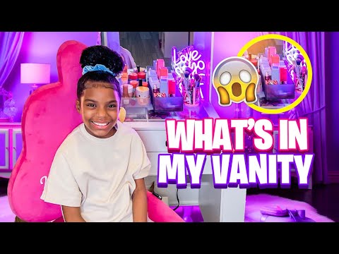 WHAT’S ON PHE’S VANITY??!!