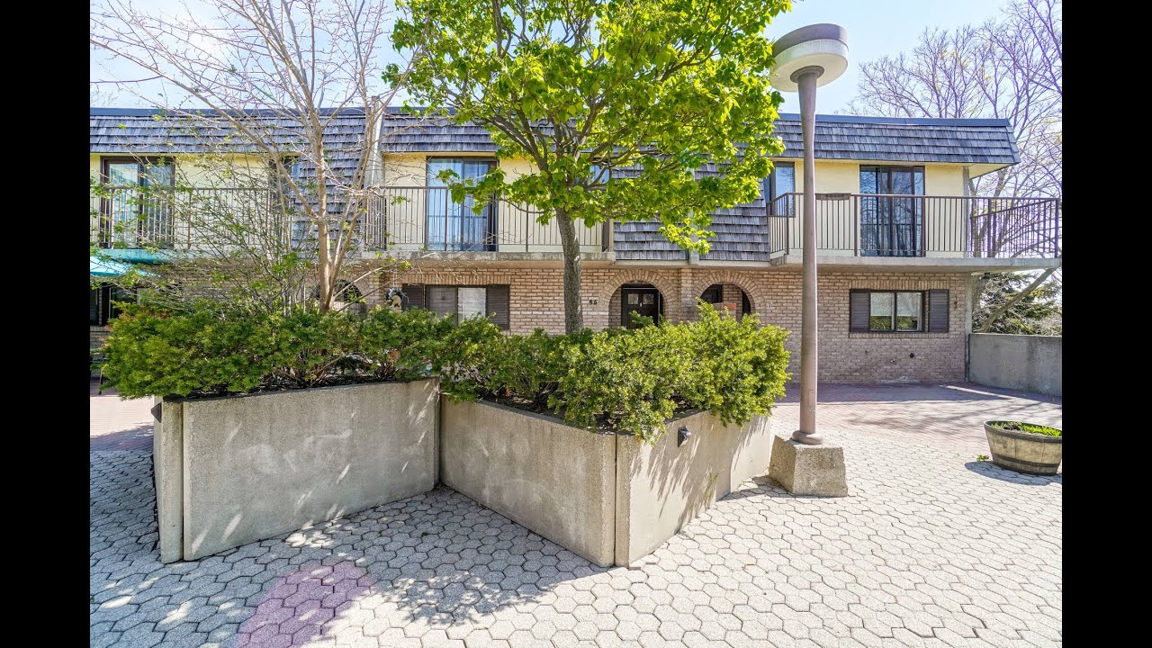 461250 Mississauga Valley Boulevard, Mississauga Home for Sale Real