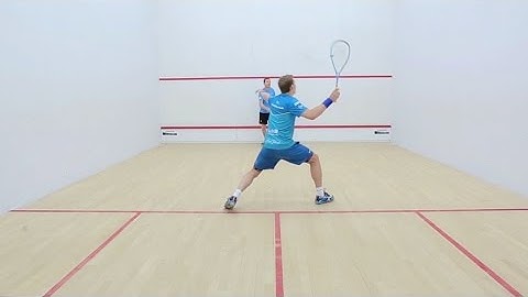 Squash tips: Improve your reactions around the middle of the court