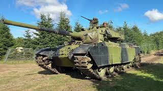 Datos Tanks and armored vehicles at Military days 2025 Actualización