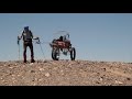 Trekking dans le desert avec assistance lectrique autonomie et survie en milieu desertique