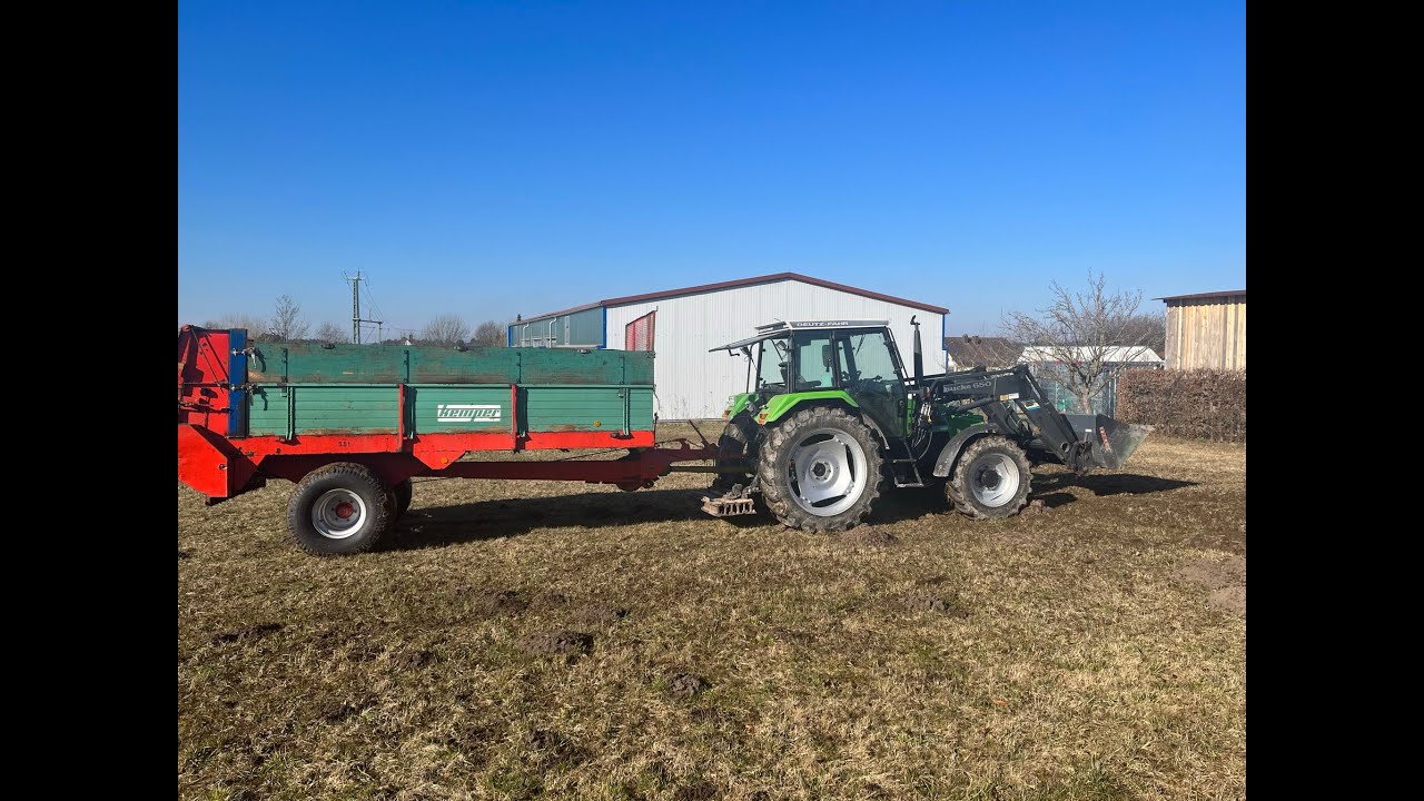Mist streuen mit Deutz AgroXtra 4,07 und Kemper 7 Tonnen Miststreuer //Cap View//