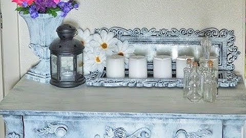 Repainting Vintage Mirrors from Ivanka