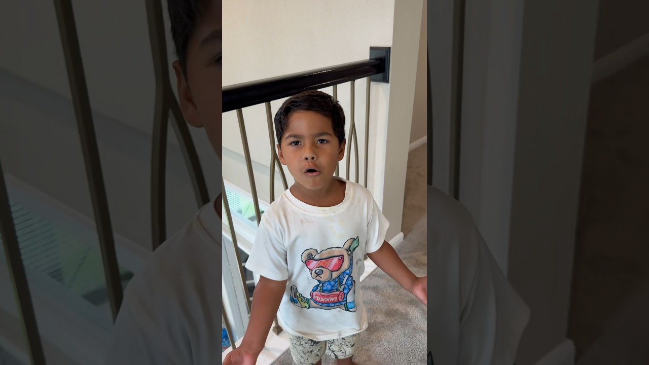 Мама делает дорожку из закусок, чтобы обмануть папу и сына 