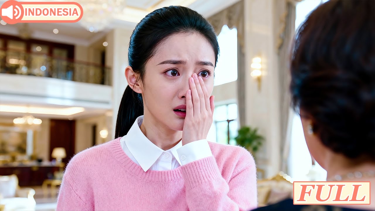 Wanita kaya menampar gadis miskin di depan umum, tak tahu itu putri kandungnya yang dicari 20 tahun!
