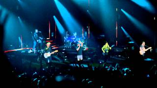 Matchbox Twenty_Put Your Hands Up.MOV