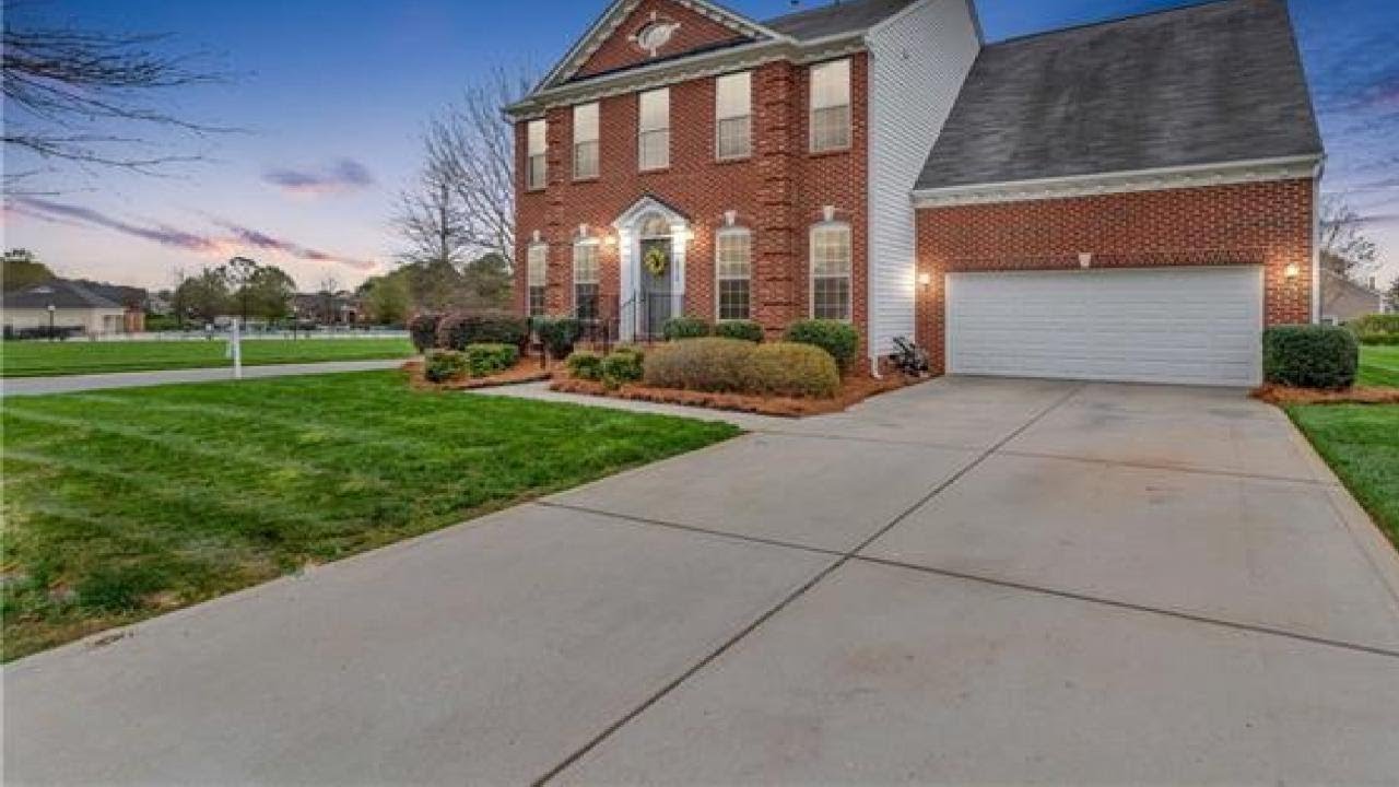 2512 Holly Oak Lane, Gastonia, NC Presented by Matthew Hanks. YouTube