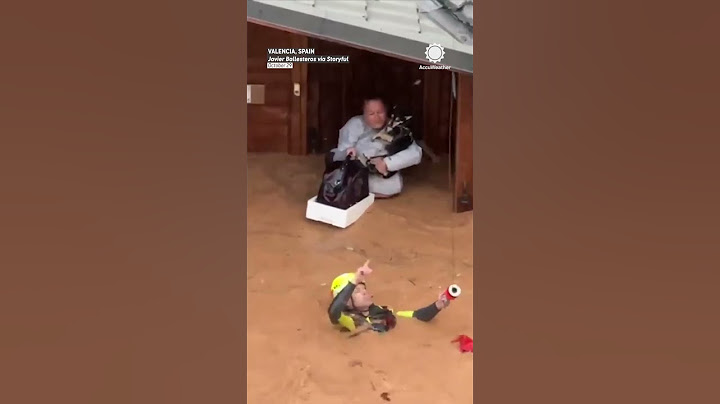 Heart-stopping rescue in Valencia, Spain